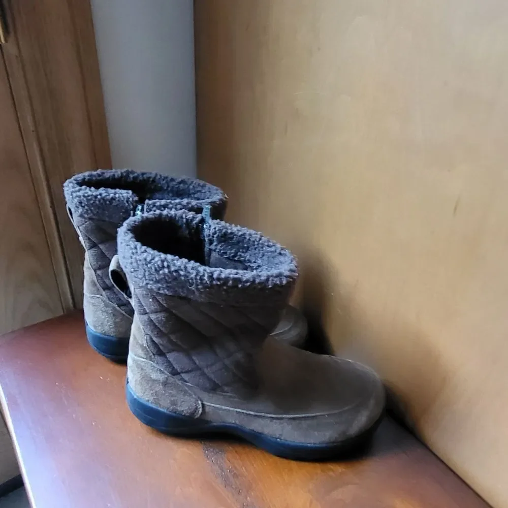 NEW LL Bean Suede Boots (NWOT)